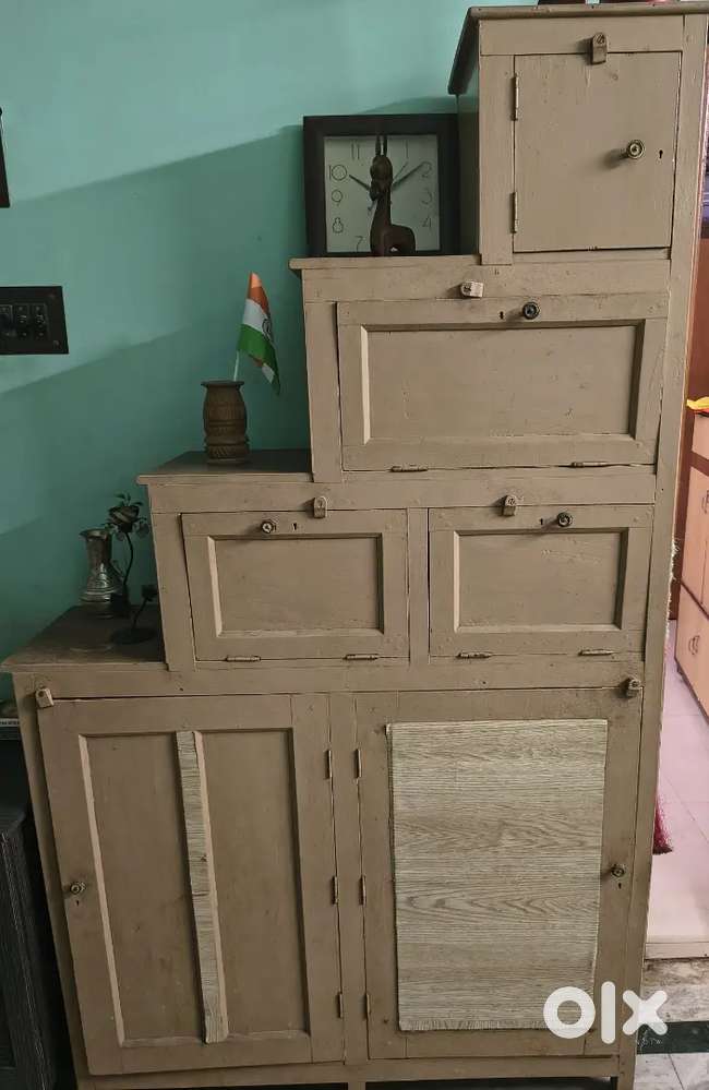 Storage unit