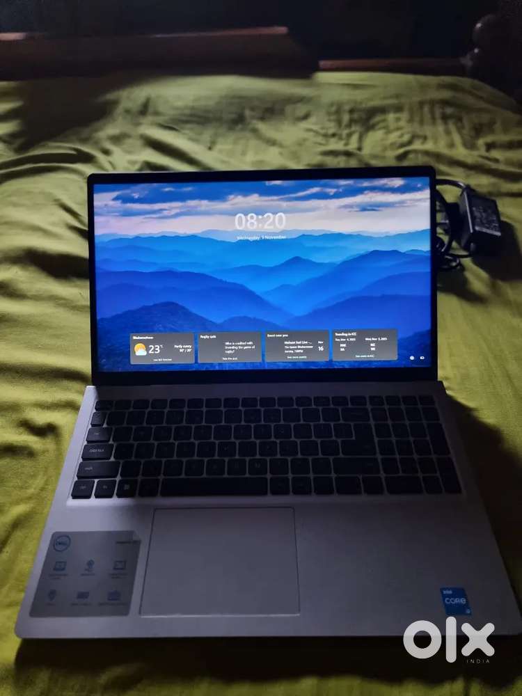 Dell Inspiron 15 3530 Under Warranty Of 5 Months