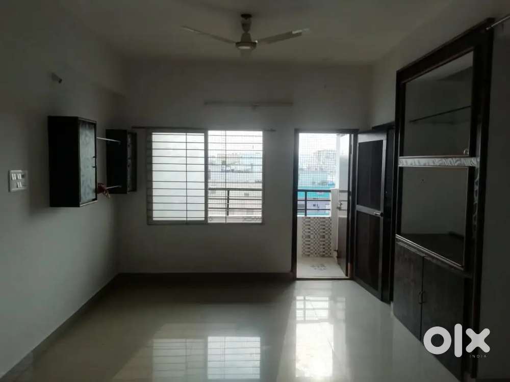 Teacher for upto +2 level at a tution centre