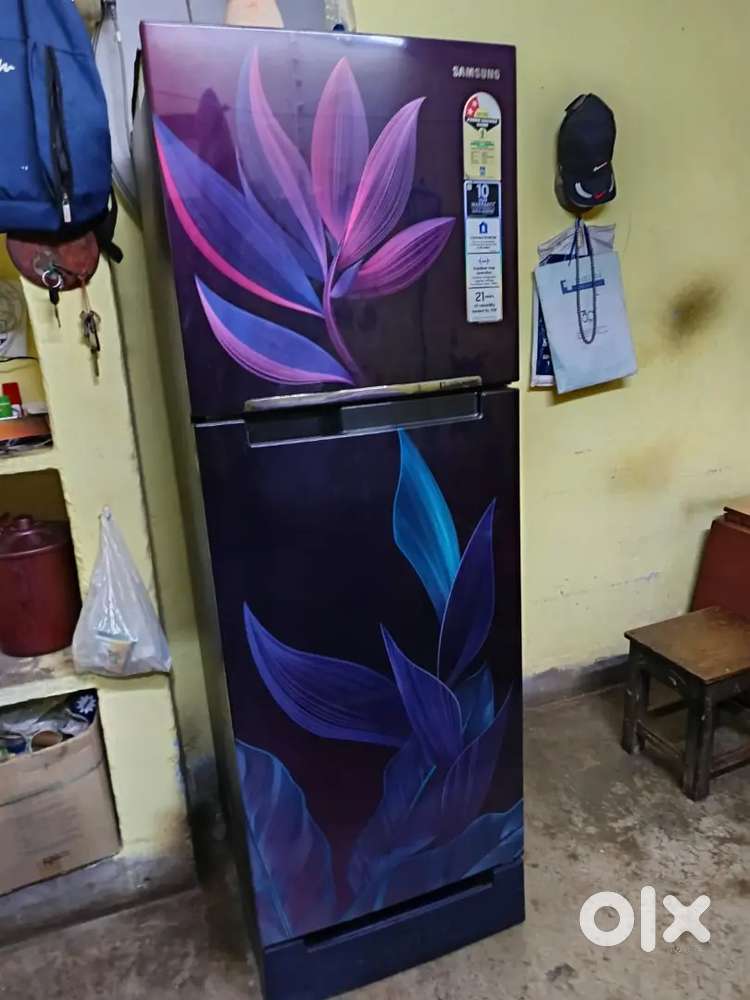 SAMSUNG DOUBLE DOOR REFRIGERATOR