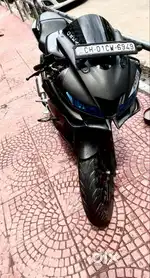 R15 VS6 model 2024