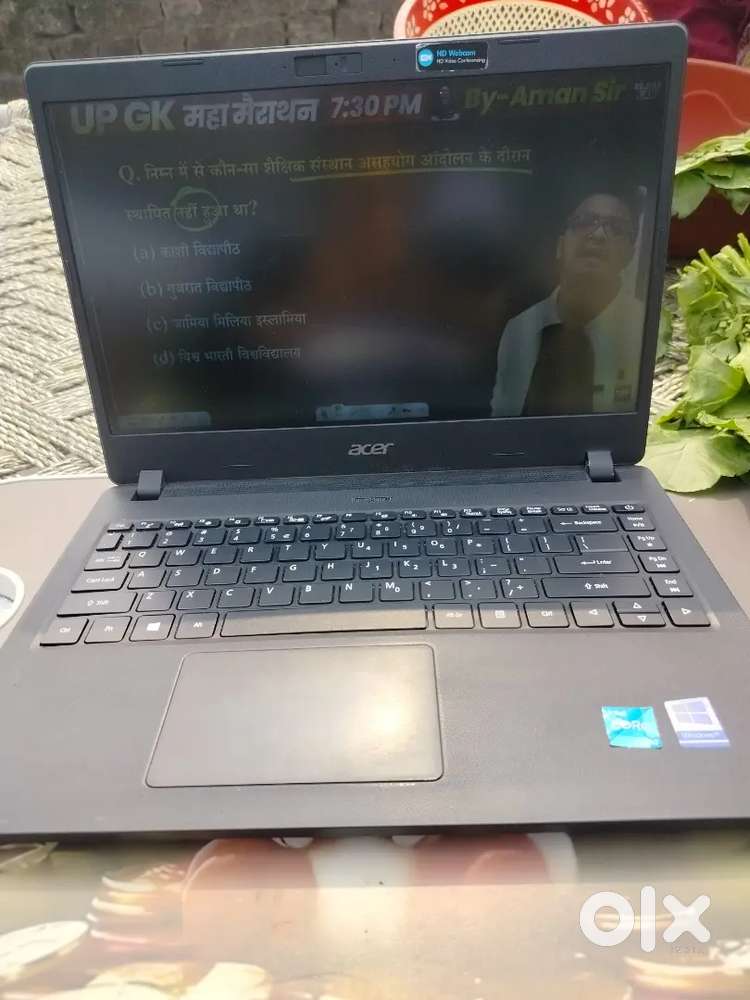 i3 window 10 8,128gb