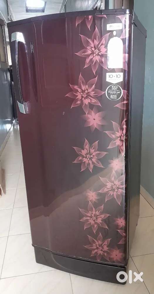 Single door fridge