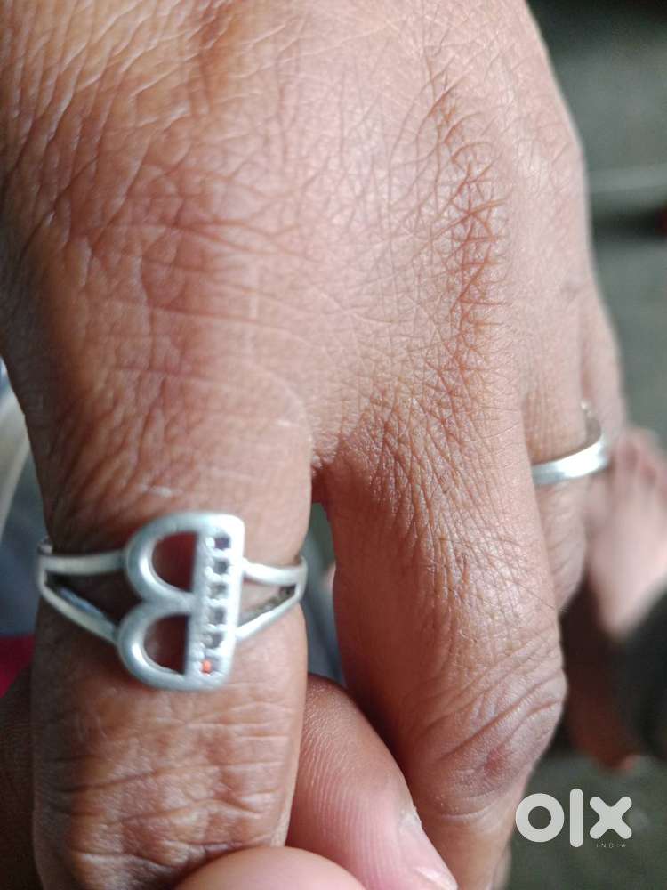 Simple and royal with name of alphabet B old vintage