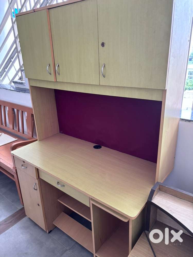 Study Table + Corner Table
