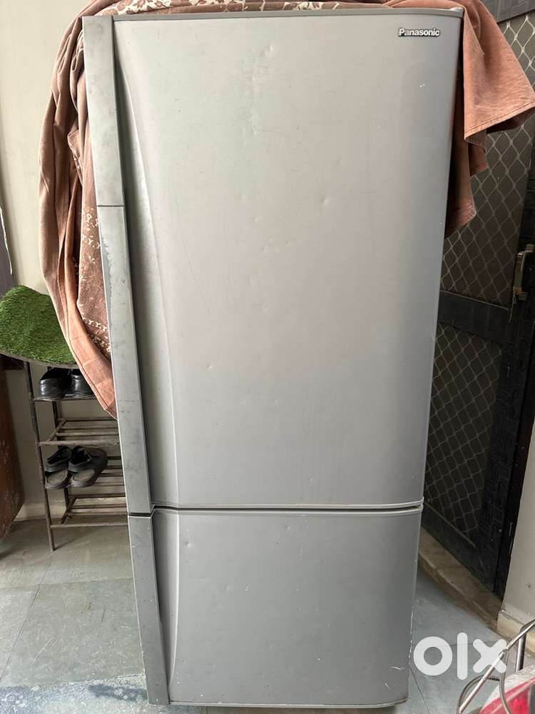 Panasonic double door fridge