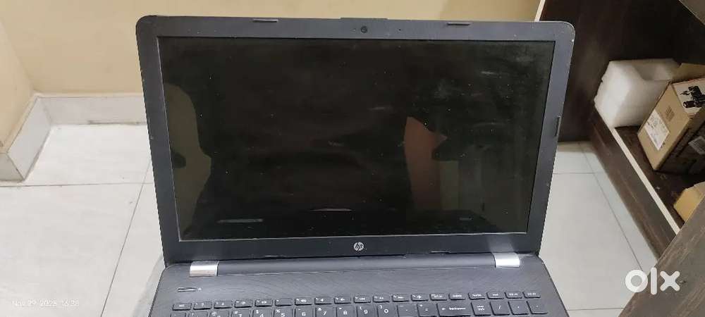 HP i3 7th gen 4gb RAM 500 gb SSD