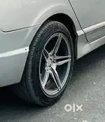 Good quality alloy and tyres