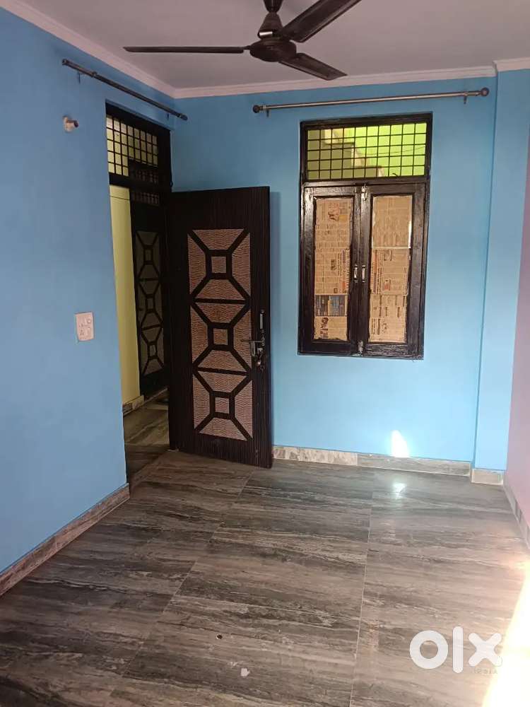 Urgent need for room partner