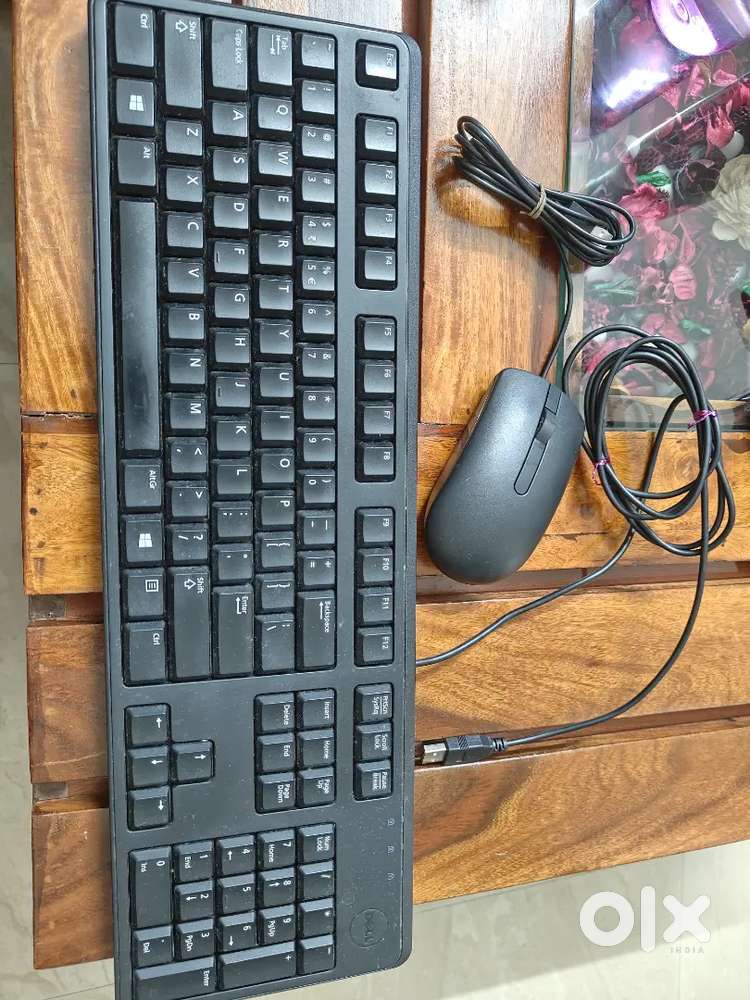 Dell keyboard and mouse with headphones