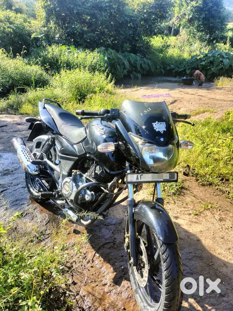 Pulsar 150,