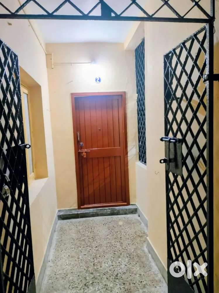 2 Bed  2 Bath  2 Balconies @2mins walkable to beach and RTO bus stop