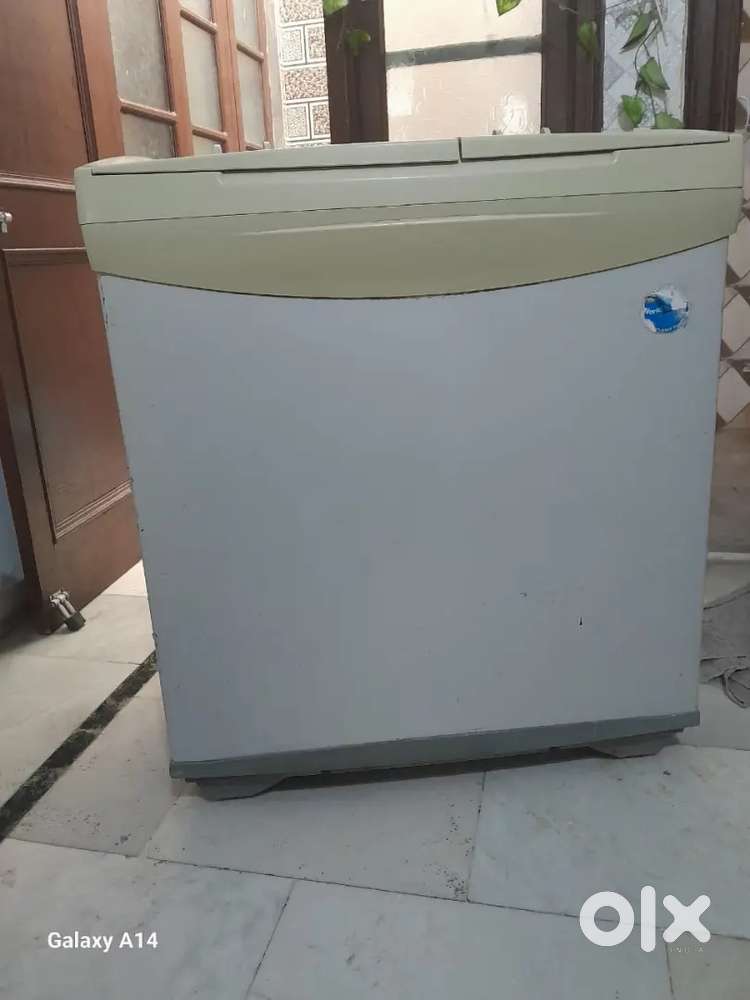 Whirlpool WASHING MACHINE