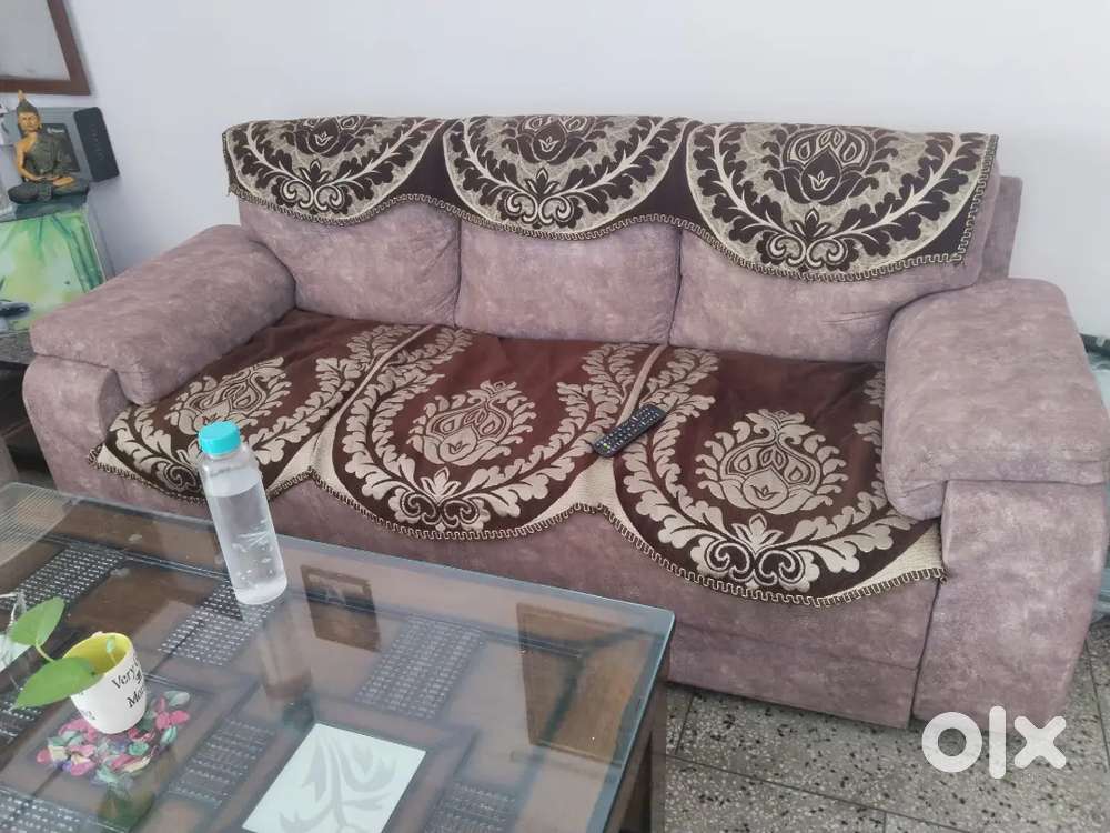 Sofa set 5 seater