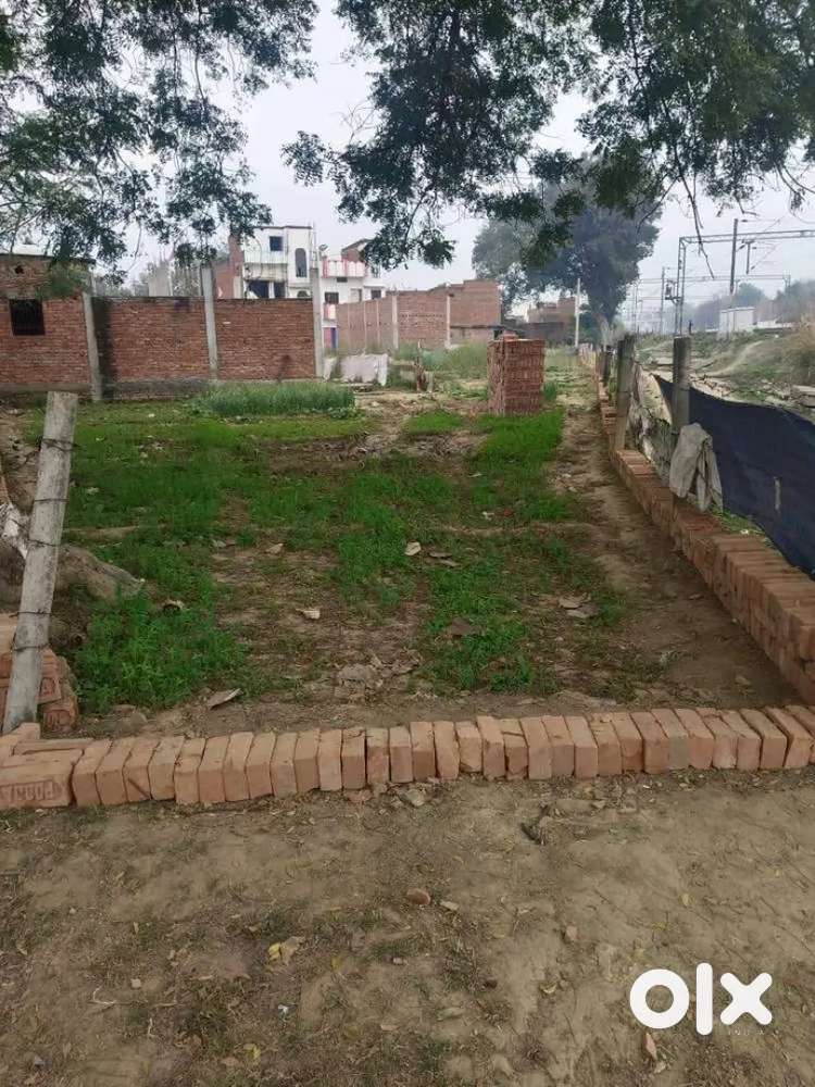 Plot for sale in lahrata