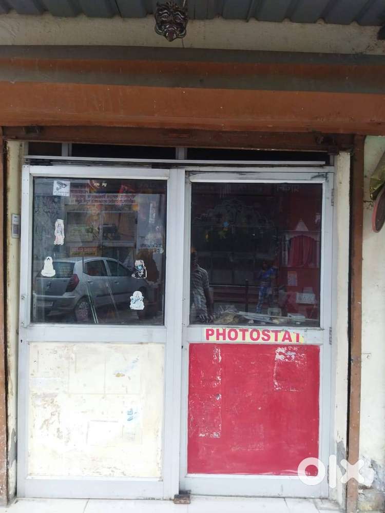Shop Available for Sale in Paschim Vihar