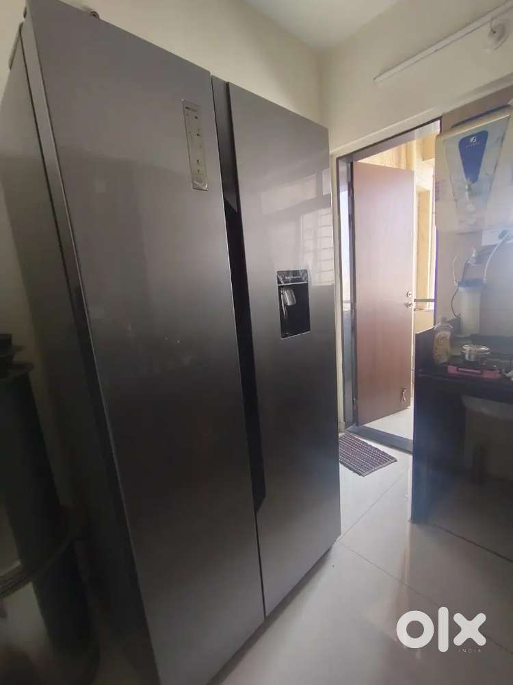 AMAZON BASICS 560L DOUBLE DOOR FRIDGE