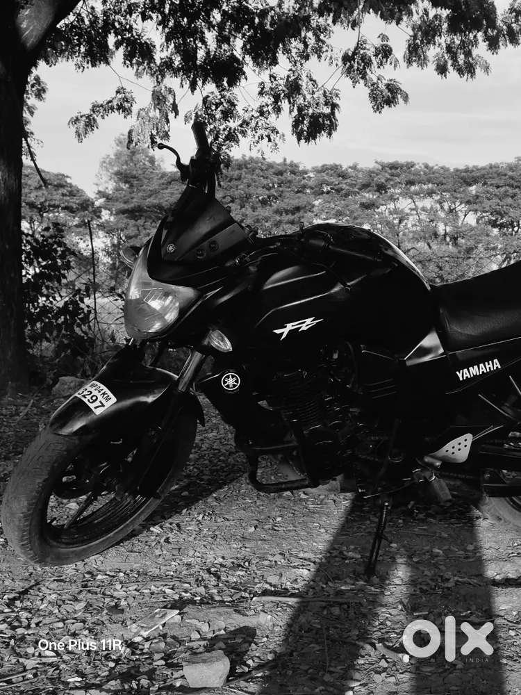 Fz 2013 model for sale koi kaam nhi hai