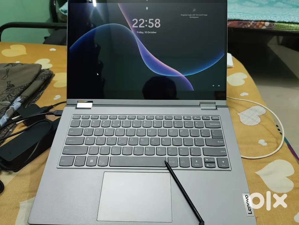 Lenovo thinkbook 14s yoga (intel i7 12gen with active integrated pen)