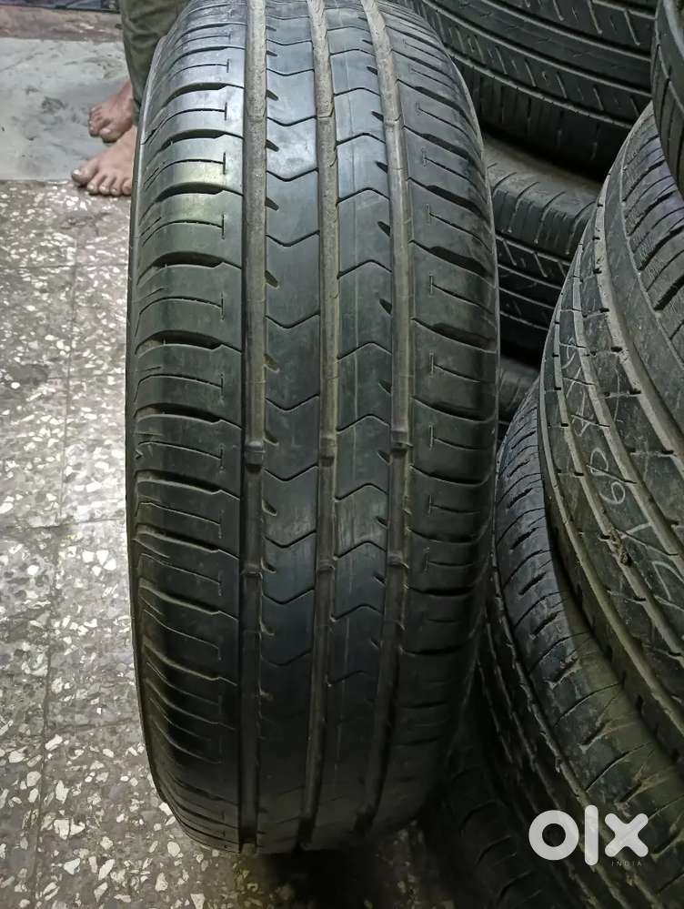 Ertiga Ciaz baleno honda city 185 65 R 15
