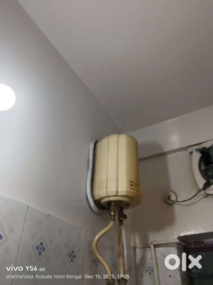 3litre instant geyser for sell