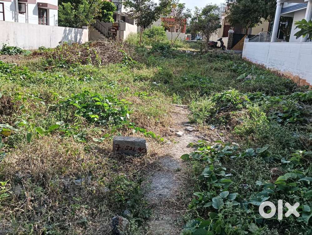 Plot 70x40sqft