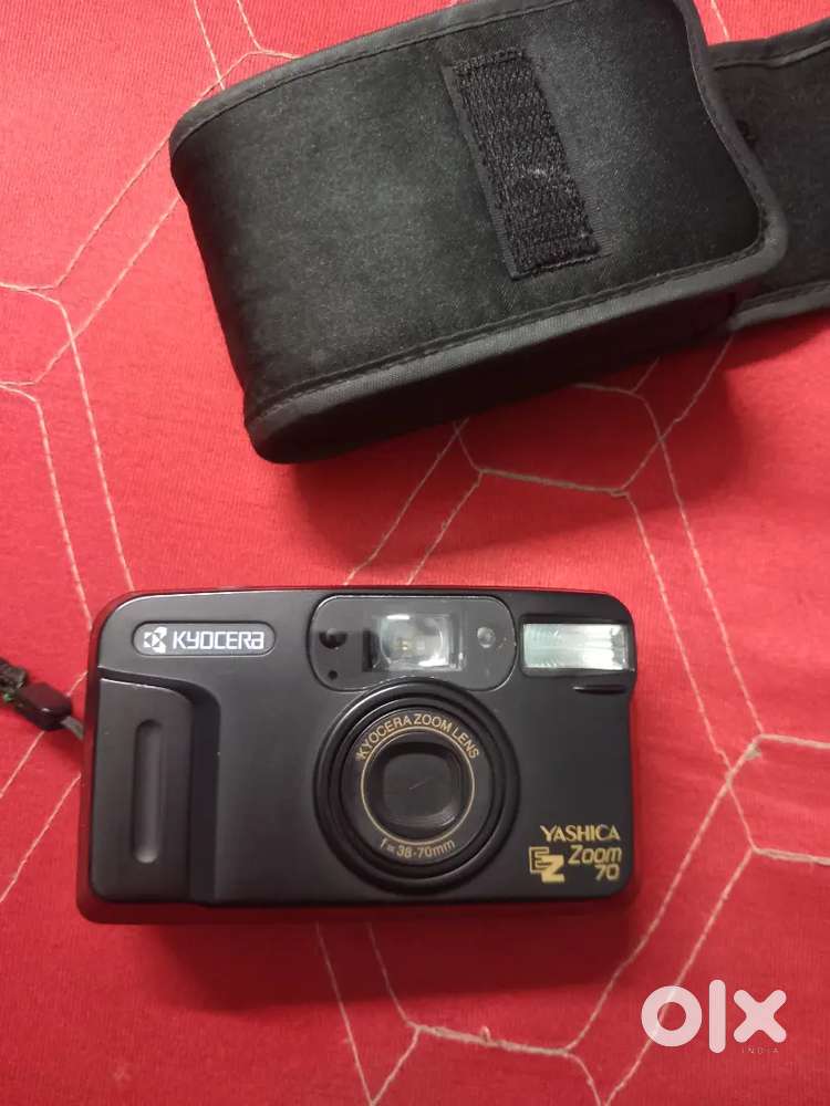 Yachika Zoom 70 Vintage Camera