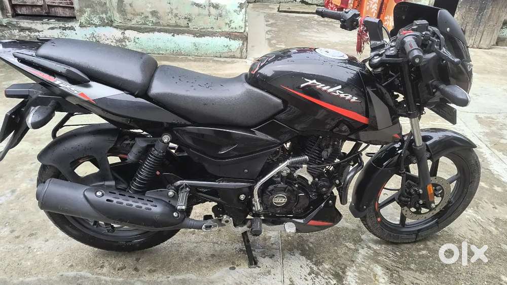 Pulsar 125 ,