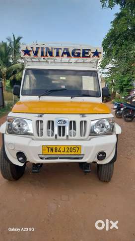 Mahindra Bolero maxitruck plus