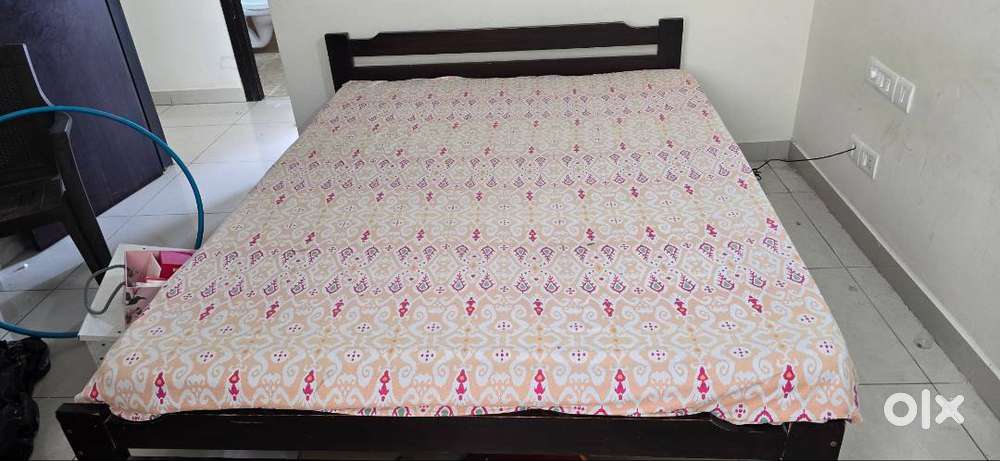 5×6 bed with mattress