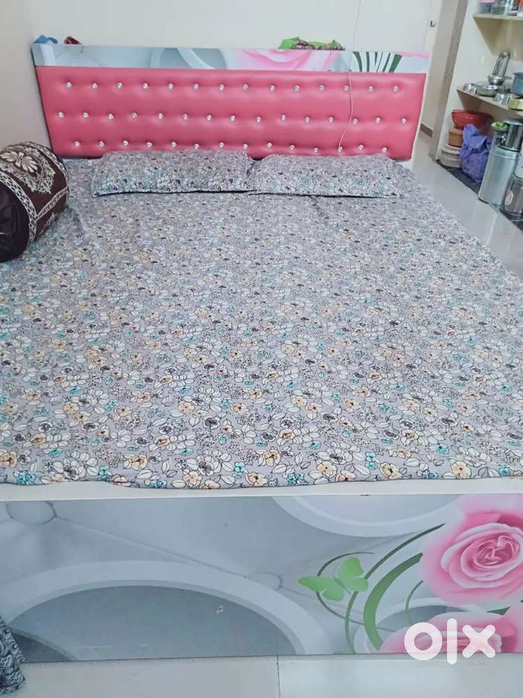 Dabbal no bed sell karvano chhe urgant (play na bhushani)