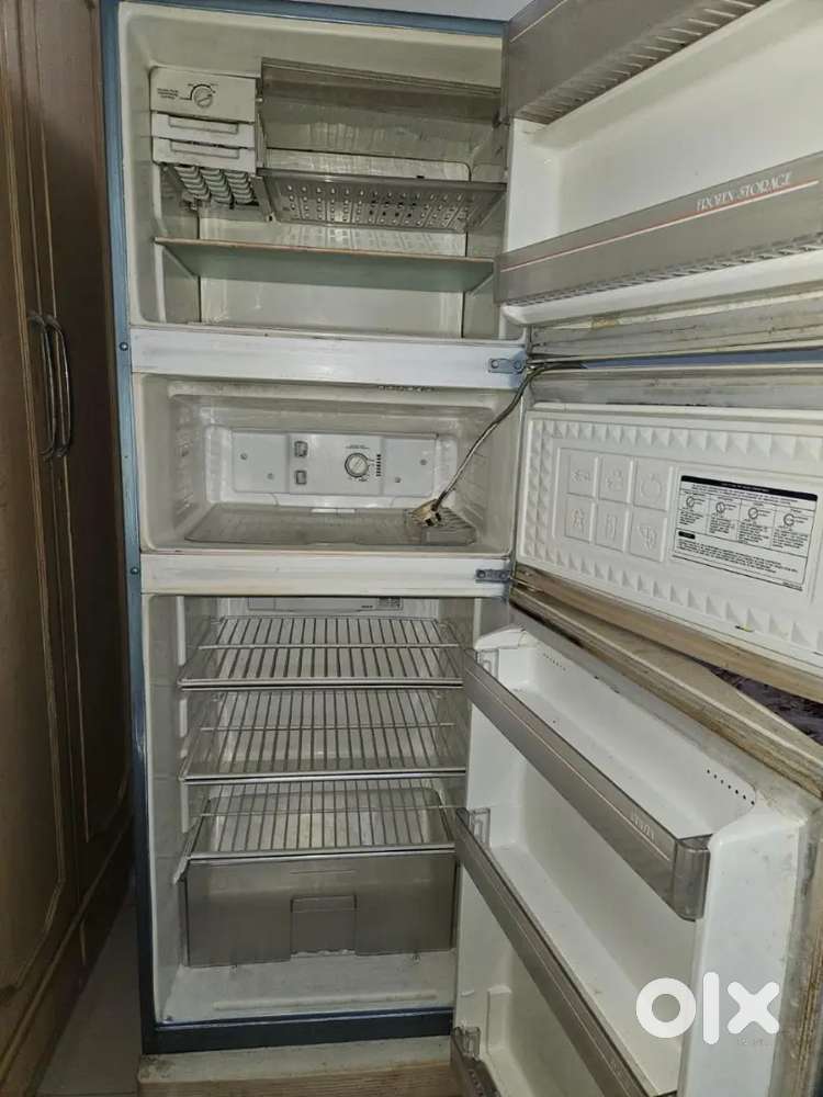 Very good working condition American brand “Whiting House”
