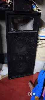 Good condition double 12box( speaker 100/120)watt