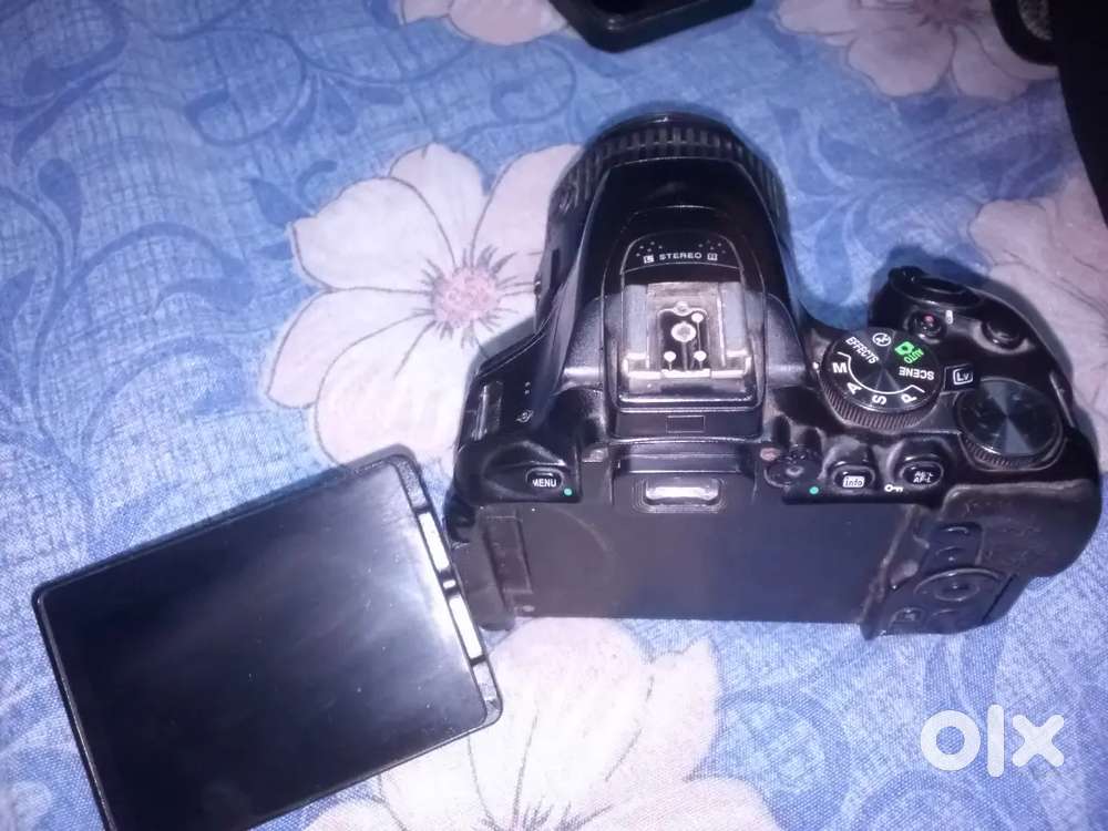 NIKON D5600   only 24000