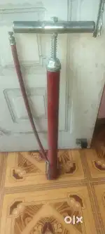 Bicycle air pump machine