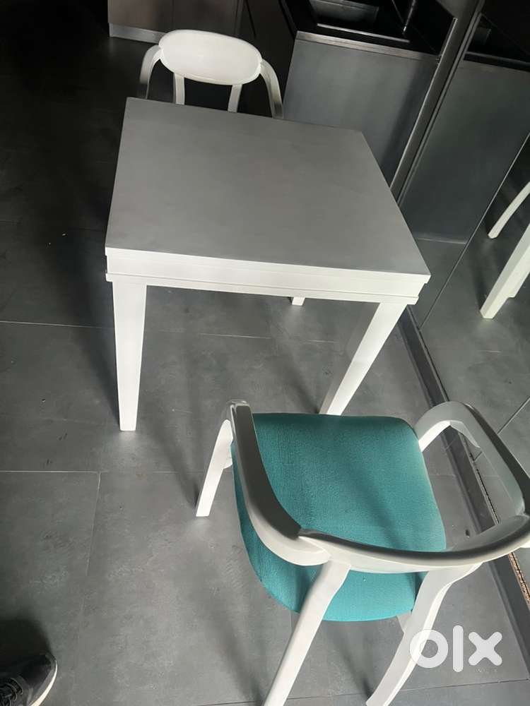Chair & Table