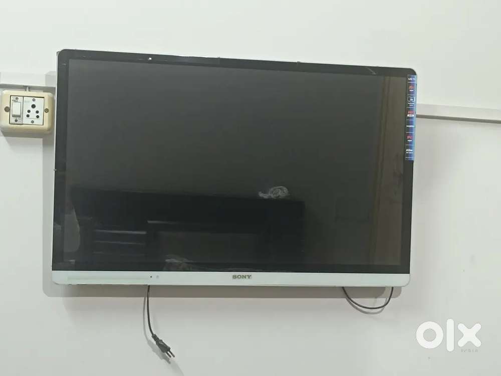 SONY 32-inch LED