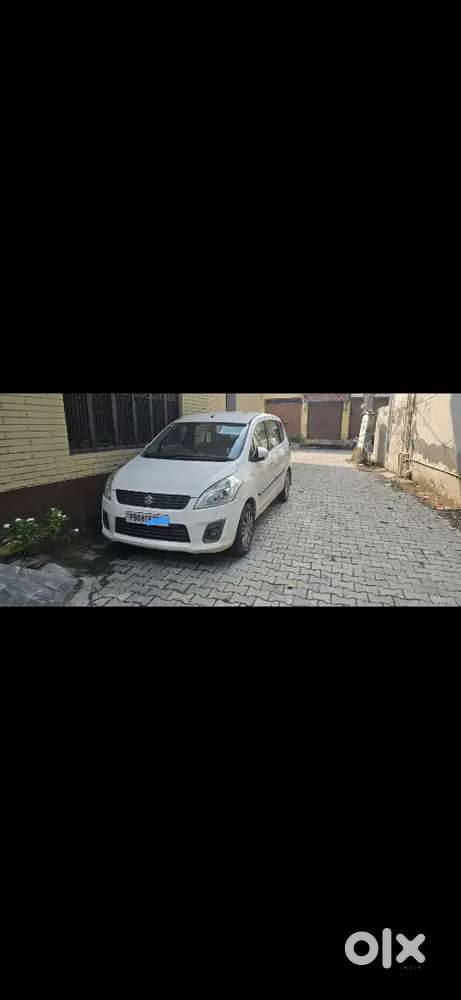Sale sale sale 
Erita 2013 model patrol 
170000km 
White color