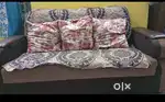 Well maintained sofa set for sale