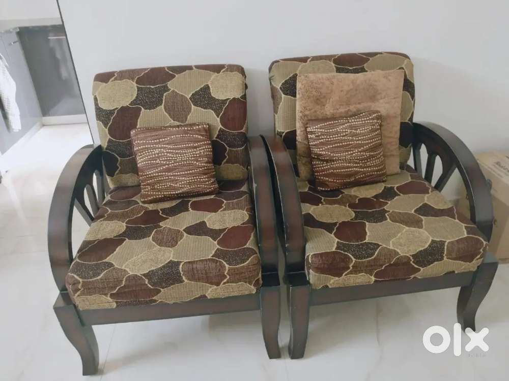 Solid shisham wooden sofa