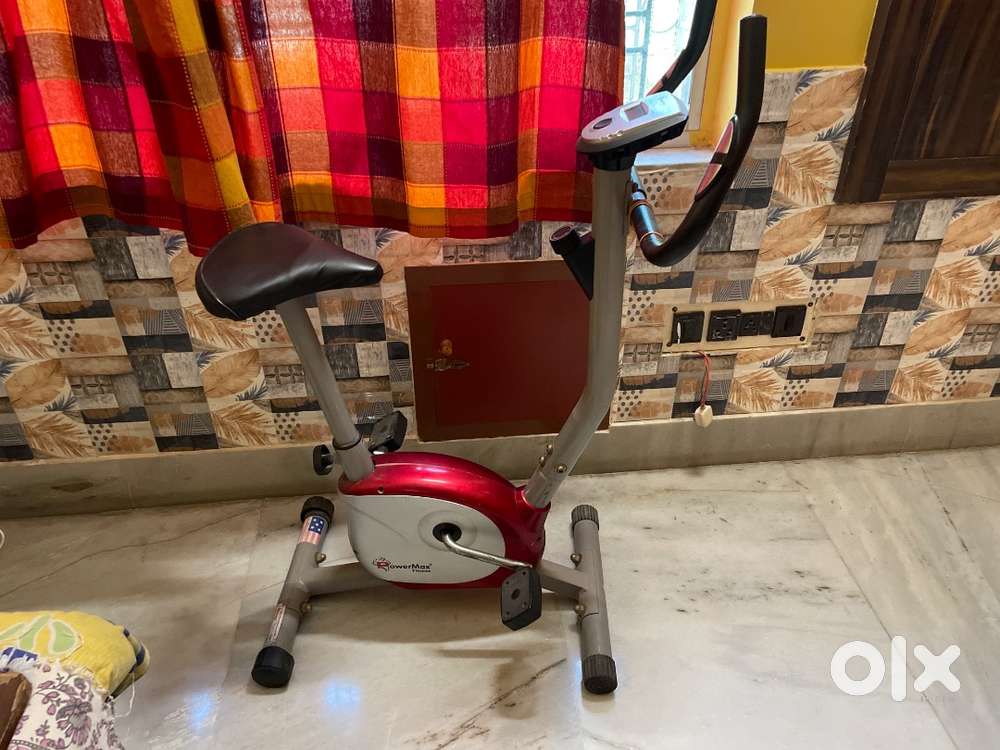 Premium Gym Cycle for Sale – Excellen Condition, Great Price!”