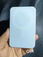 GIZMORE IMAGPro 10000mAh Magnetic Wireless Power Bank best condition