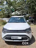 Kia Carens 2024 Petrol Well Maintained