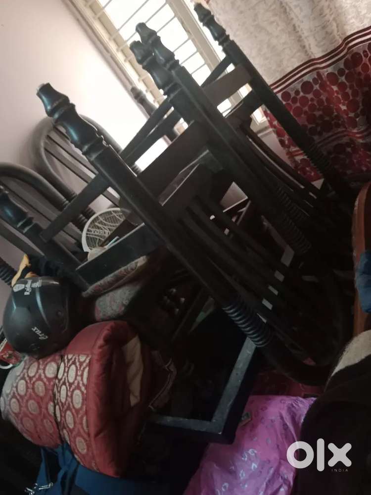 Dinning table