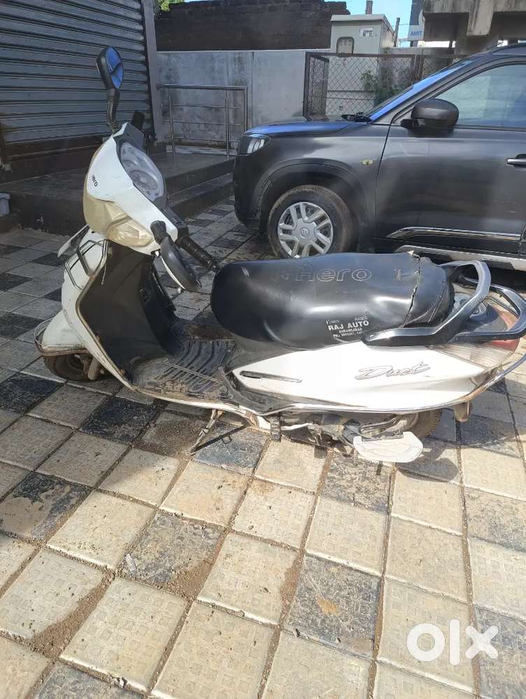 Hero Duet scooter