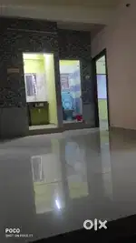 3bhk flat sale in picnic garden. No loan