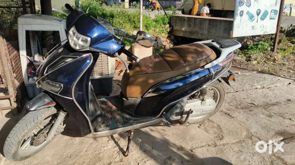 GOOD CONDITION ELECTRIC SCOOTER GOOD MILEAGE