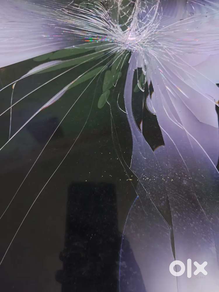 Hisense Tv , screen broken