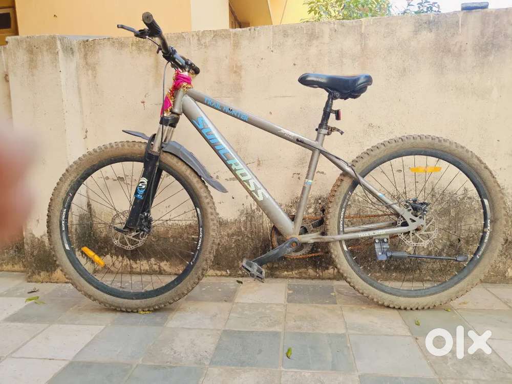 4 months old. Suncross cycle with warranty