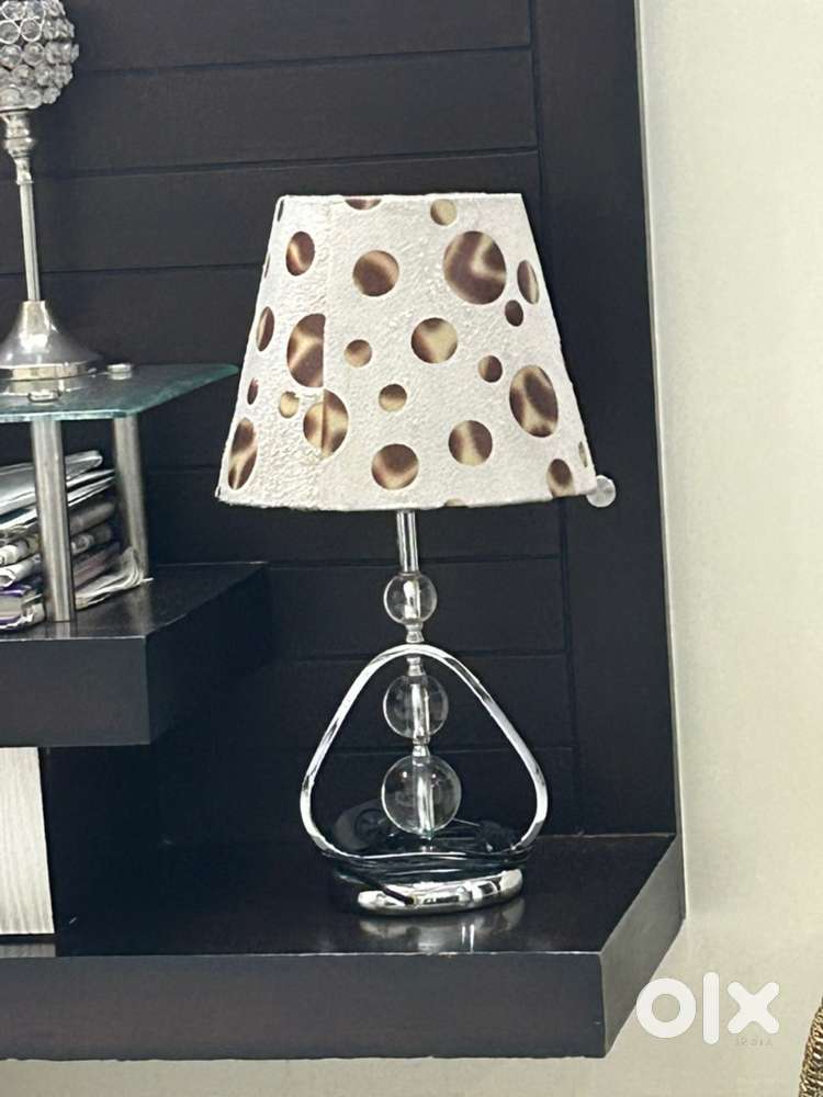 Branded Table lamp